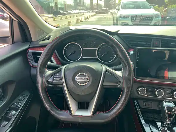 Nissan Bluebird 2019