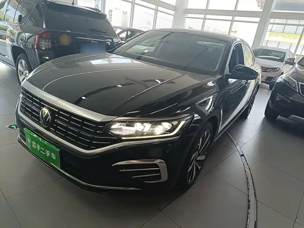 Volkswagen Passat 2024