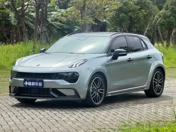 Lynk & Co 02 Hatchback 2022