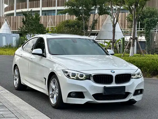 BMW 3 Series GT 2020