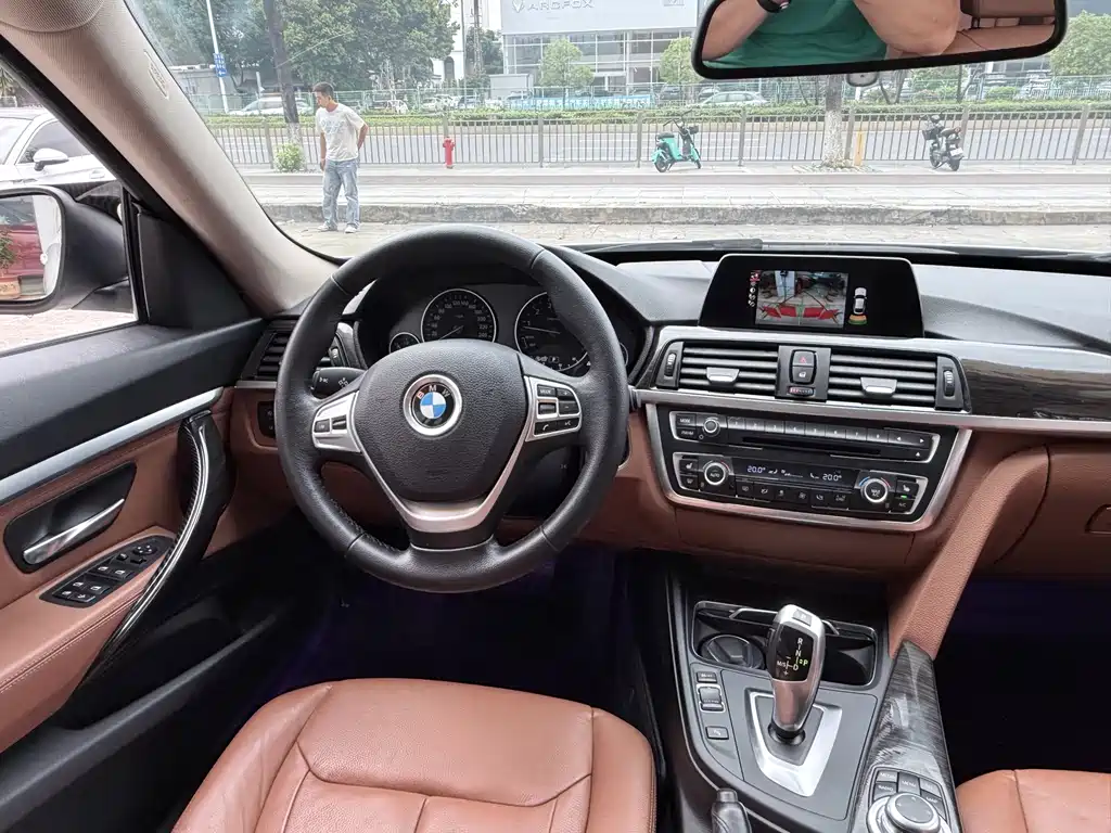 BMW 3 Series GT 2016 — фото 7