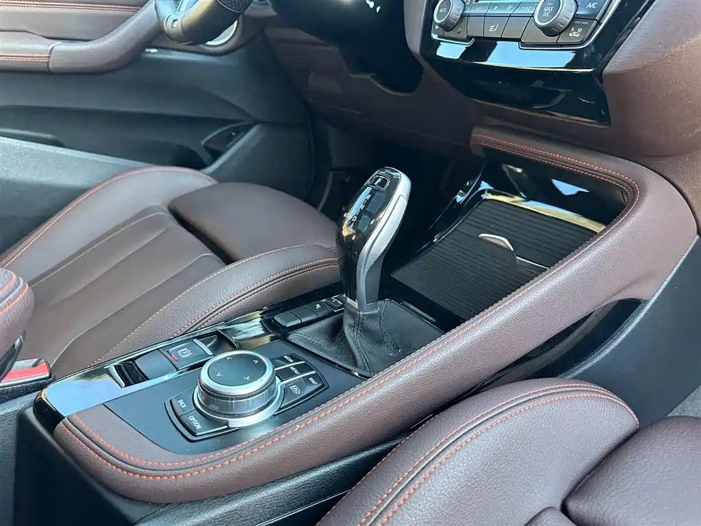 BMW X2 2021 — фото 19