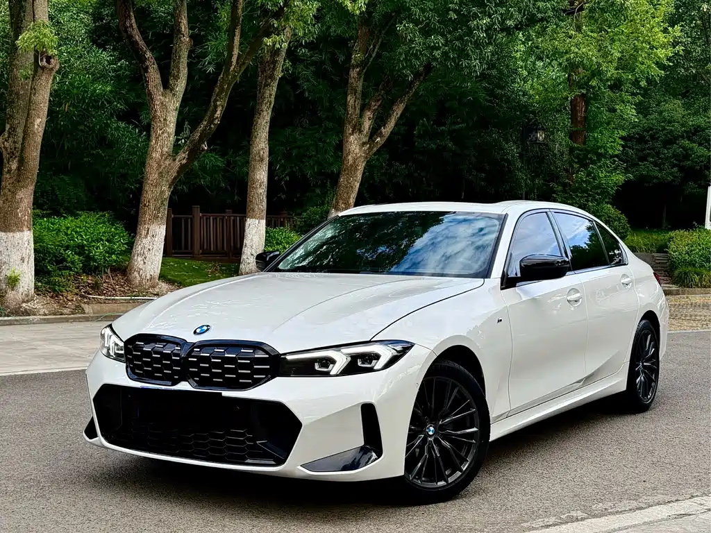 BMW 3 Series 2023