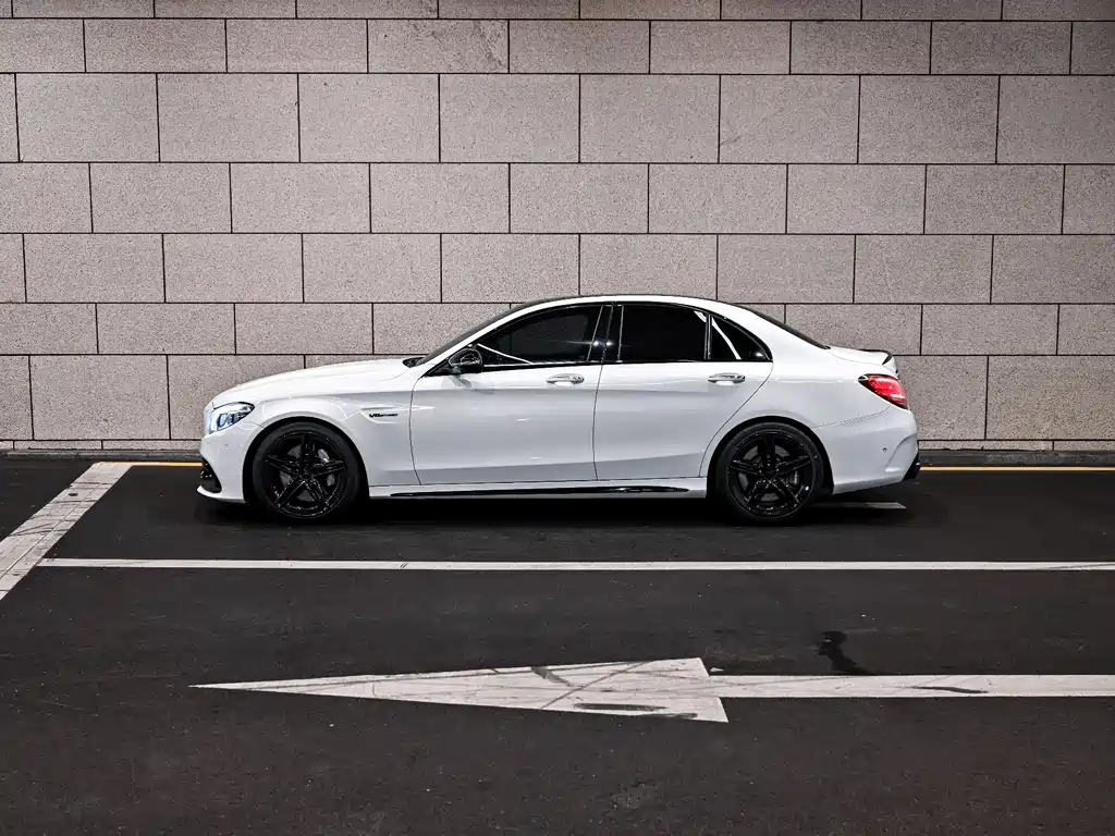 Mercedes-Benz C-Class AMG 2019 — фото 18