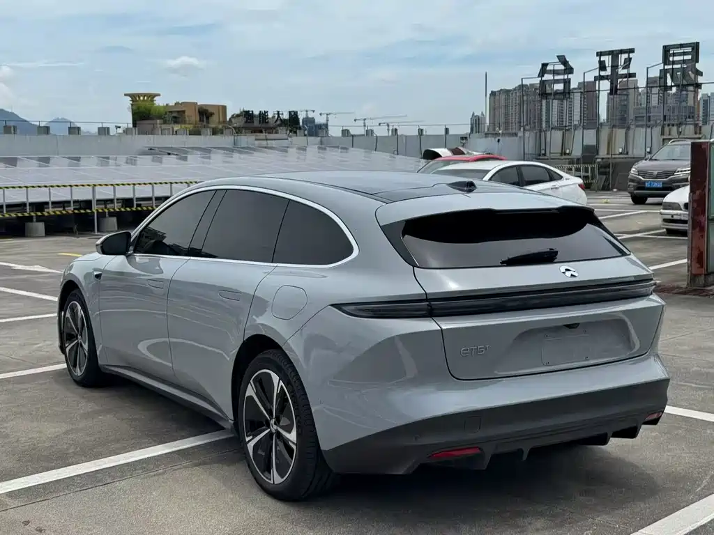 NIO ET5T 2025