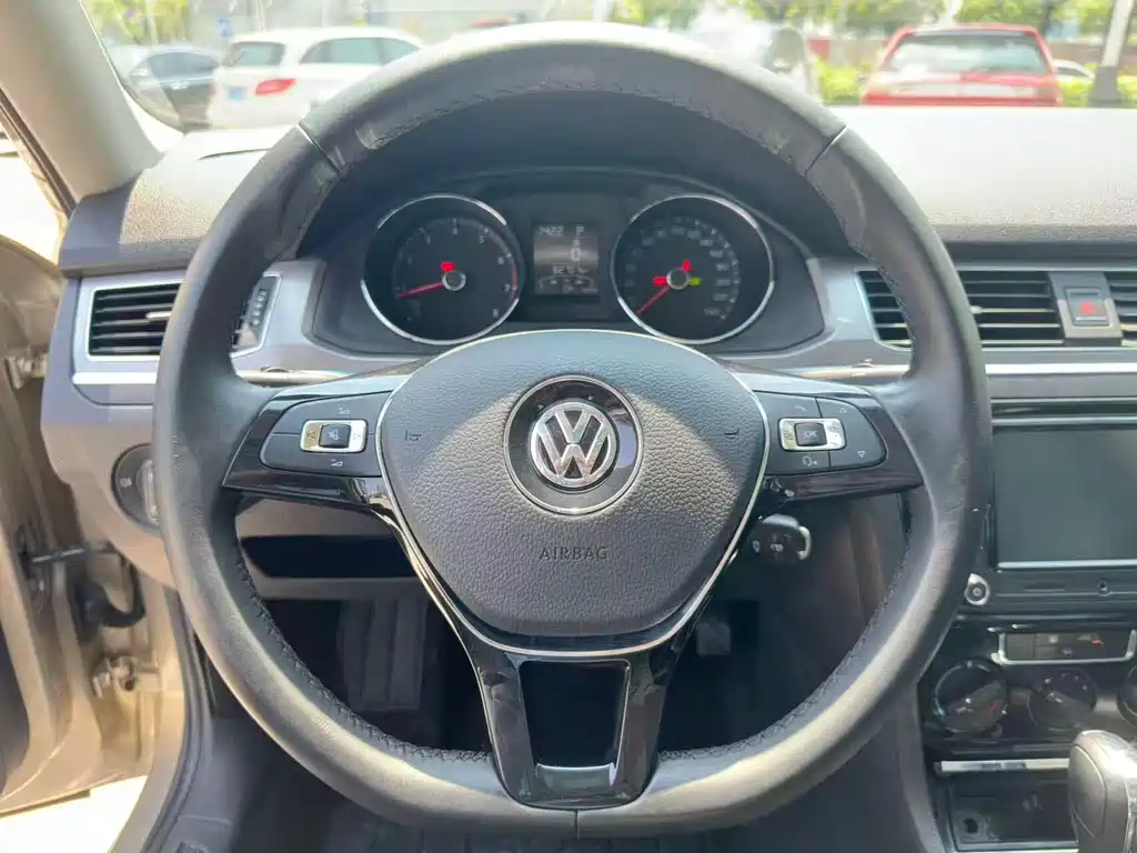 Volkswagen Bora 2020 — фото 17