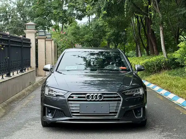 Audi S4 2019