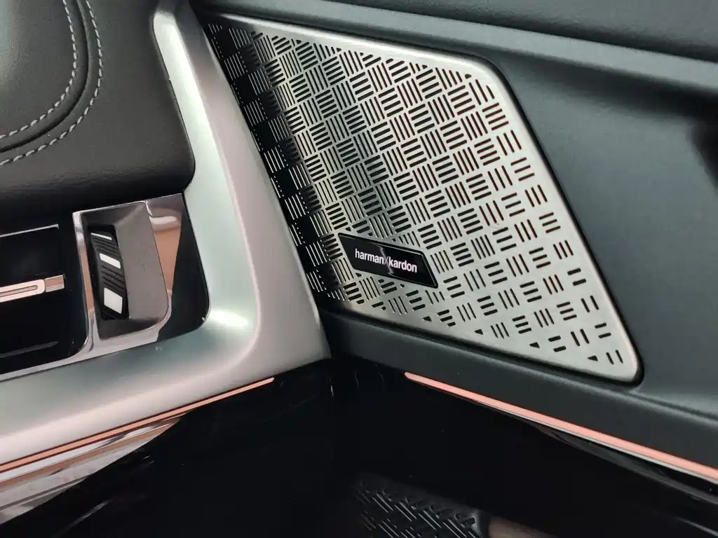 BMW X1 2024 — фото 10