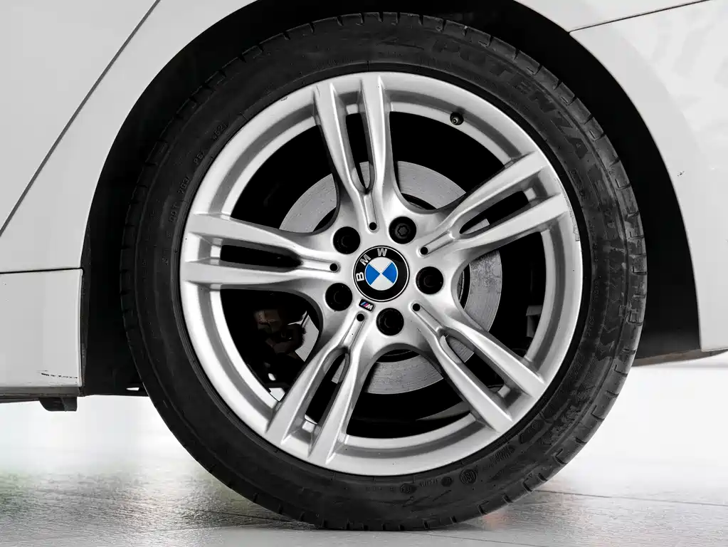 BMW 4 Series 2018 — фото 8