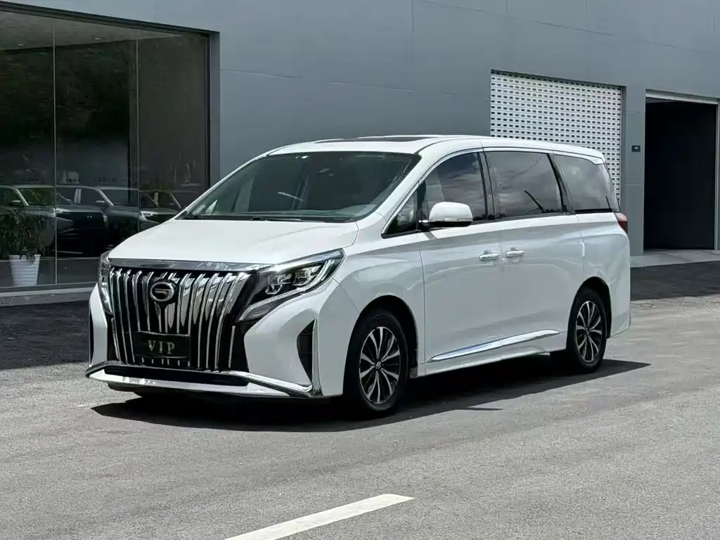GAC Trumpchi M8 2023 — фото 1