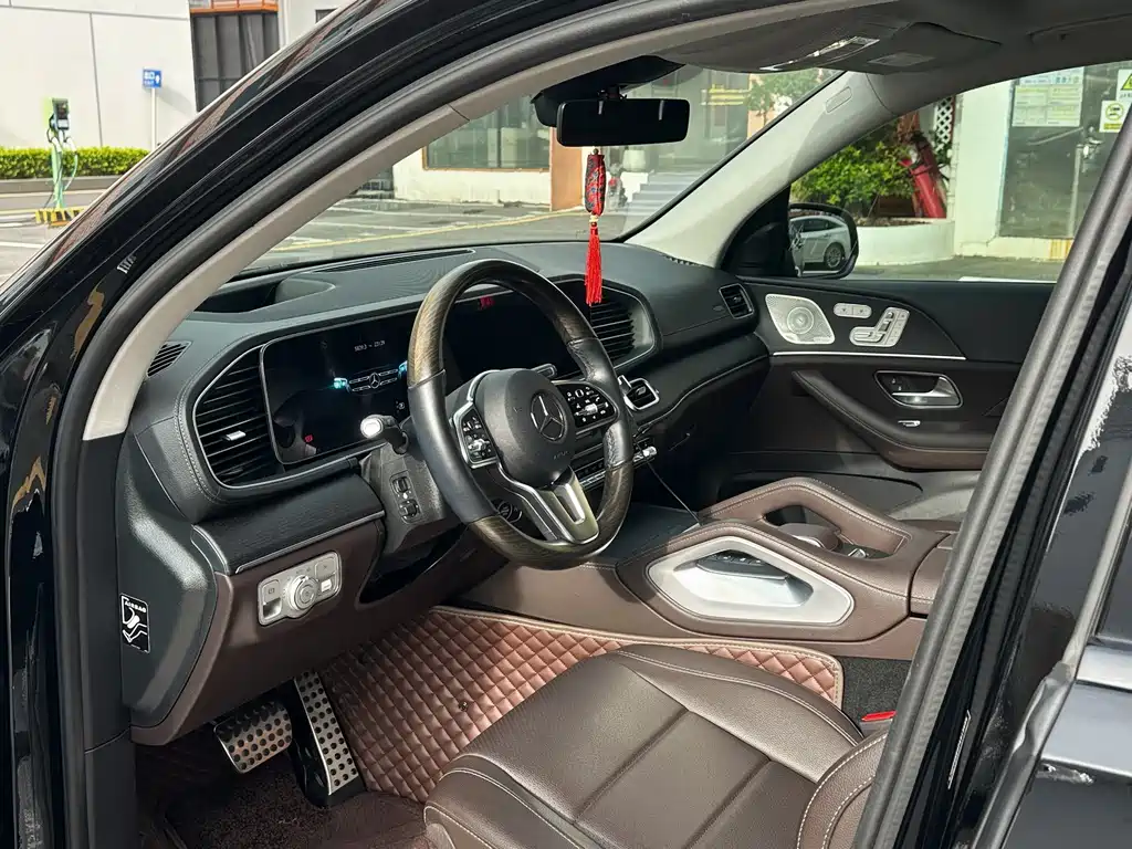 Mercedes-Benz GLS 2023 — фото 10