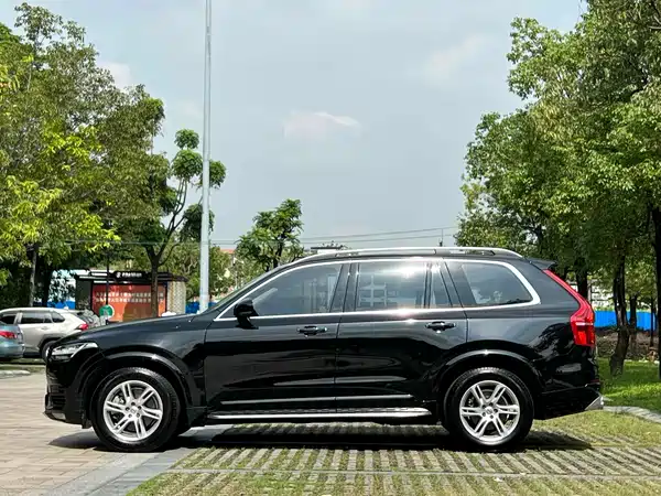Volvo XC90 2015