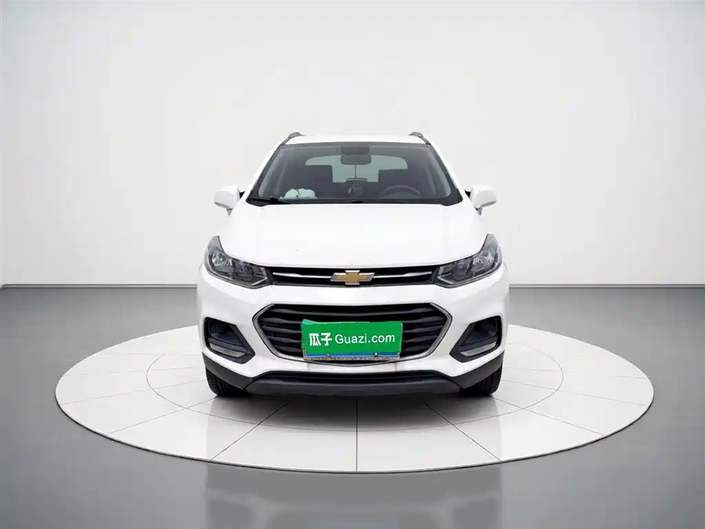 Chevrolet Trax 2018 — фото 2