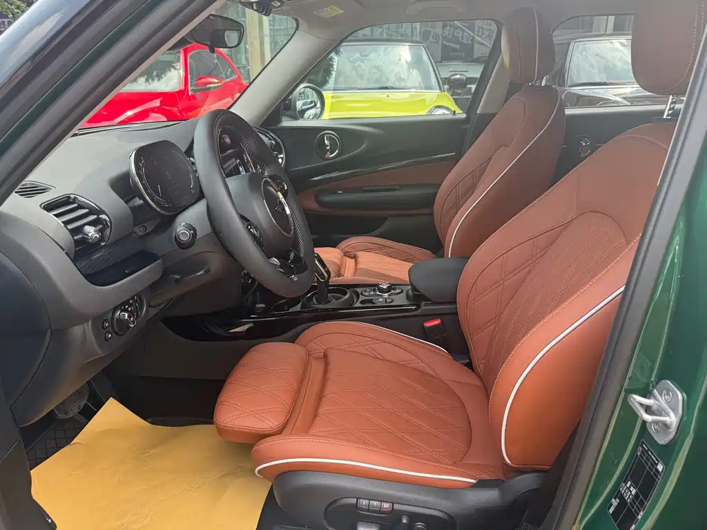 MINI Clubman 2020 — фото 10