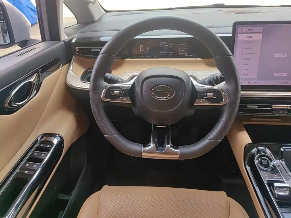 GAC Trumpchi E8 PHEV 2024 — фото 4