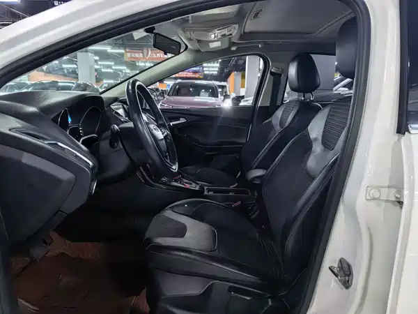 Ford Focus 2016
