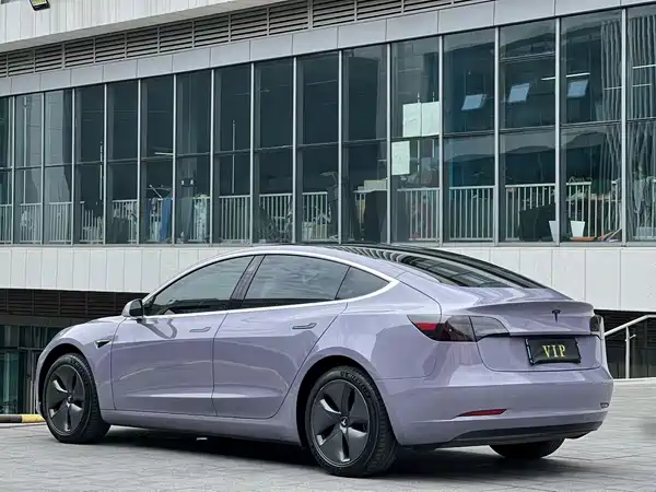 Tesla Model 3 2020