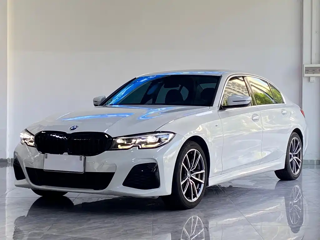 BMW 3 Series 2021