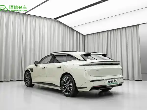 Zeekr 007GT 2025