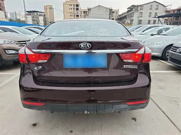 Kia K3 2016