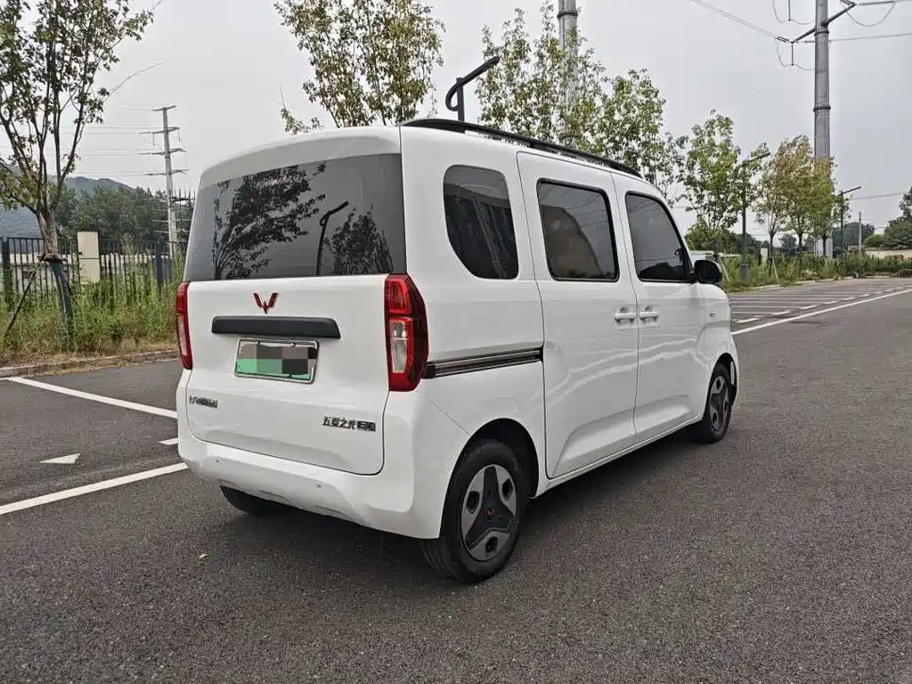 Wuling Zhiguang EV 2025 — фото 4