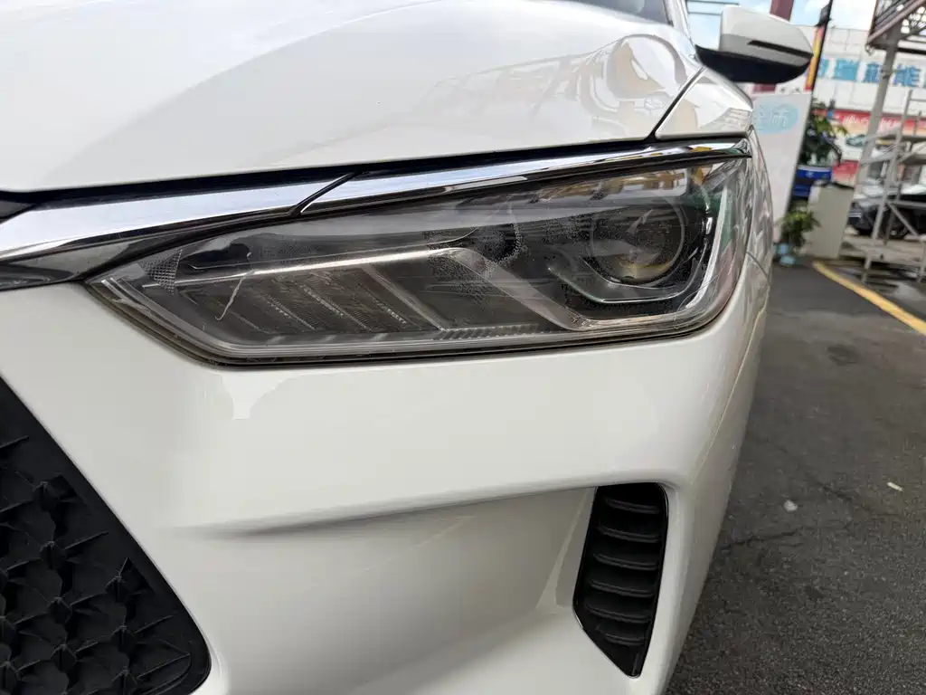 BYD e2 2021