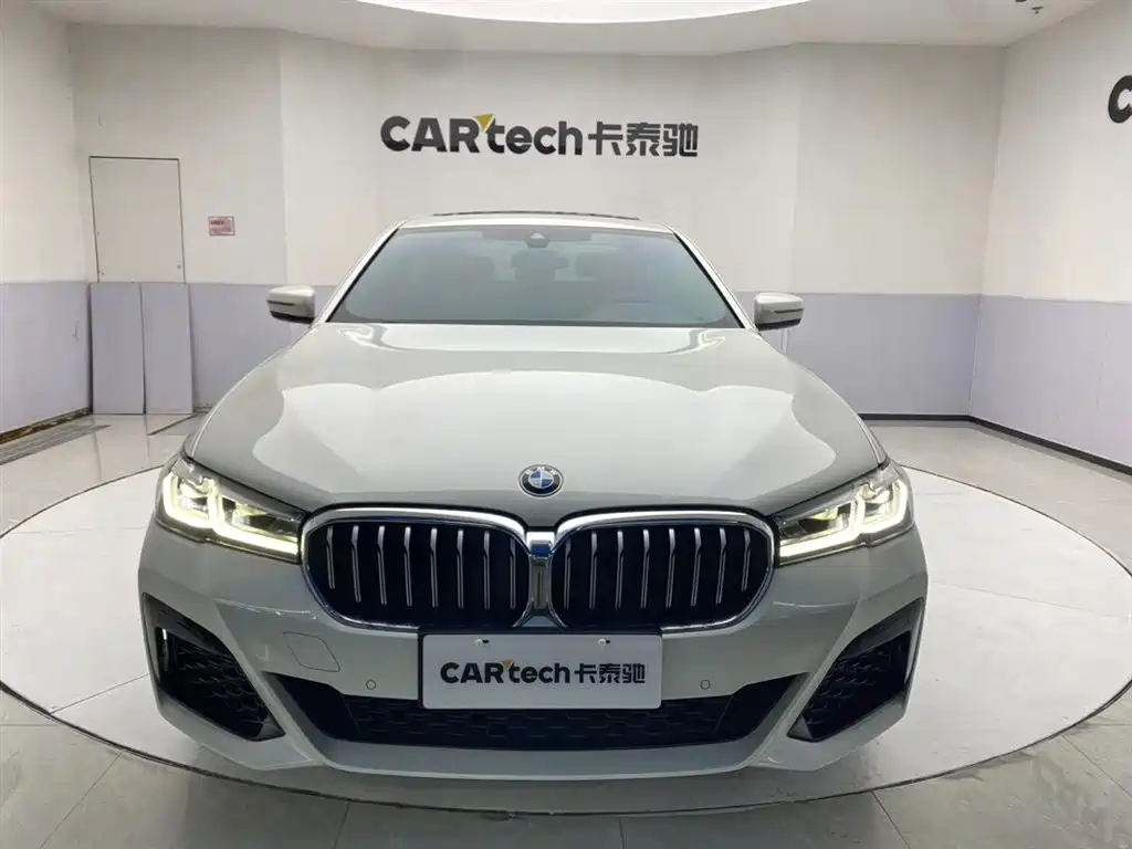 BMW 5 Series 2021