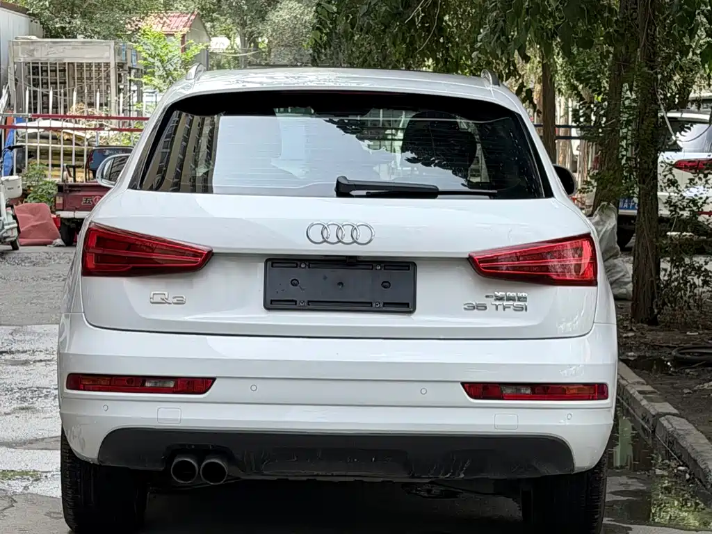 Audi Q3 2017 — фото 8