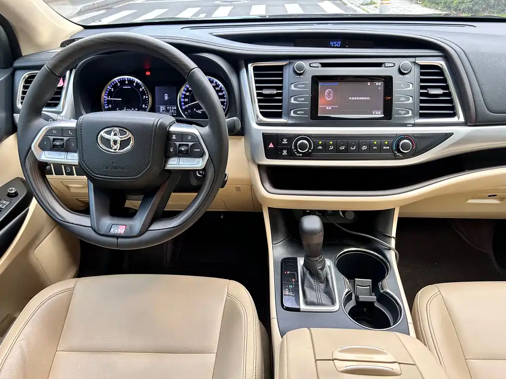 Toyota Highlander 2018 — фото 9