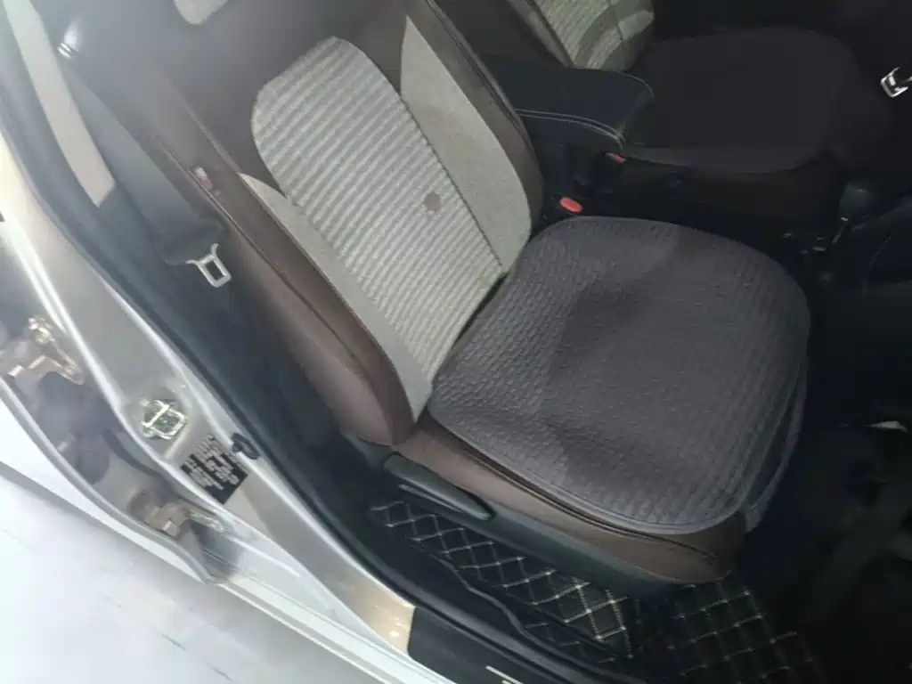 Toyota Vios FS 2021 — фото 25