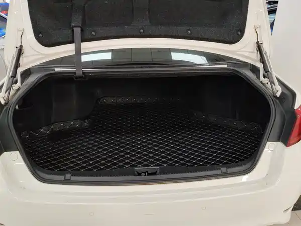 Toyota Crown 2019