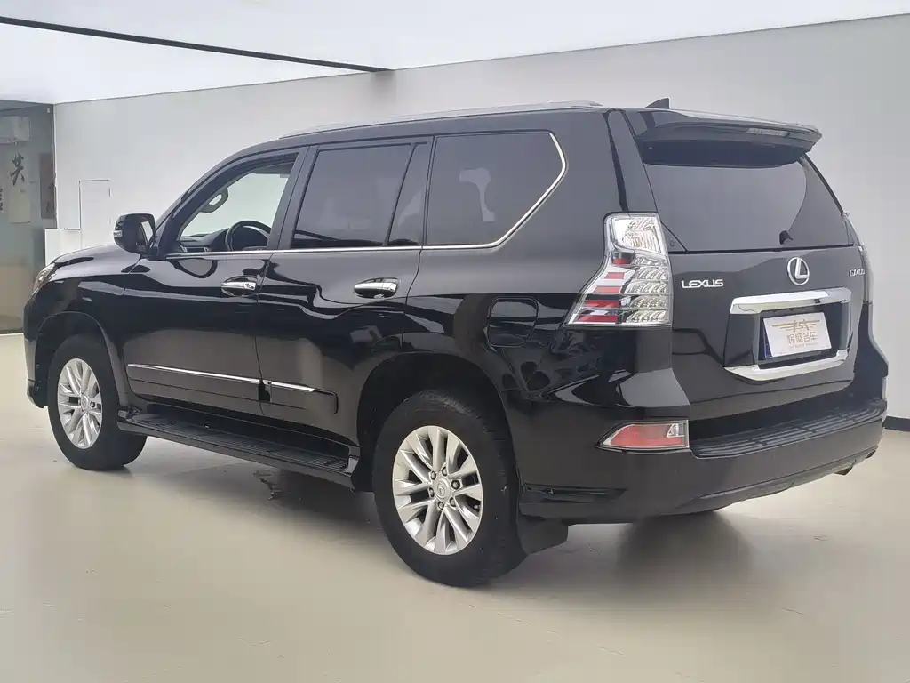 Lexus GX 2016 — фото 13