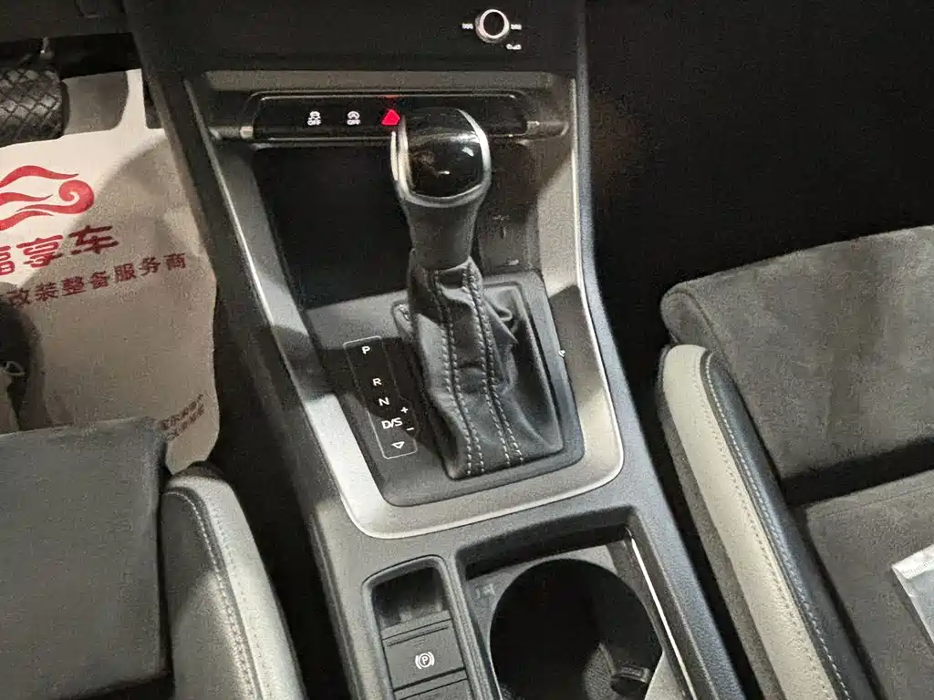 Audi Q3 2023 — фото 11