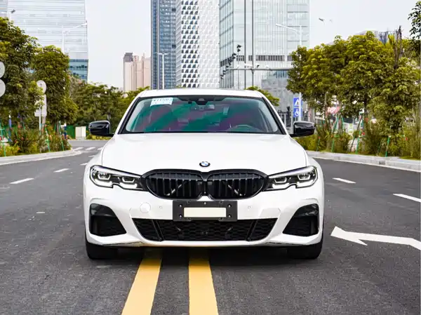 BMW 3 Series 2021
