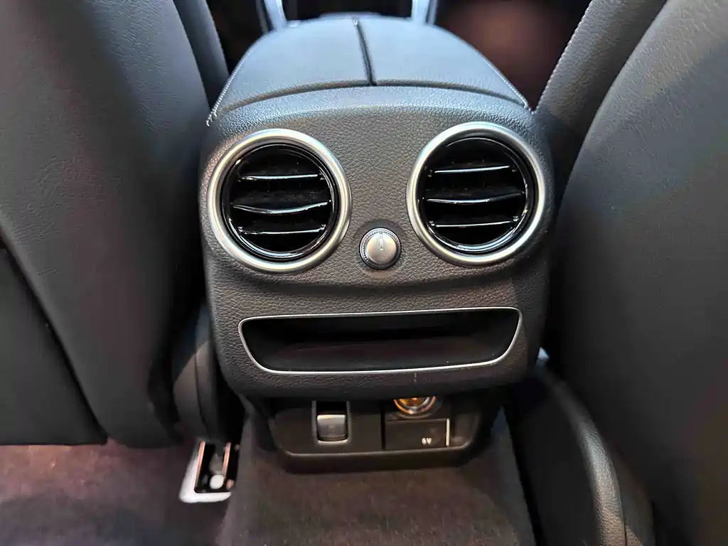 Mercedes-Benz C-Class 2021 — фото 16