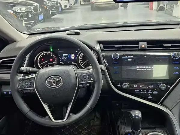 Toyota Camry 2019