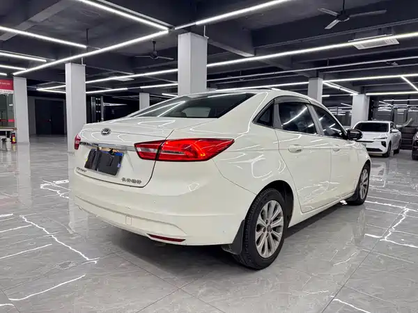 Ford Escort 2015