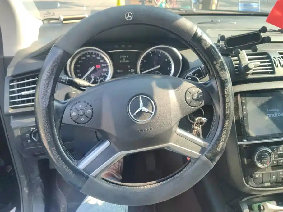 Mercedes-Benz R-Class 2015 — фото 15