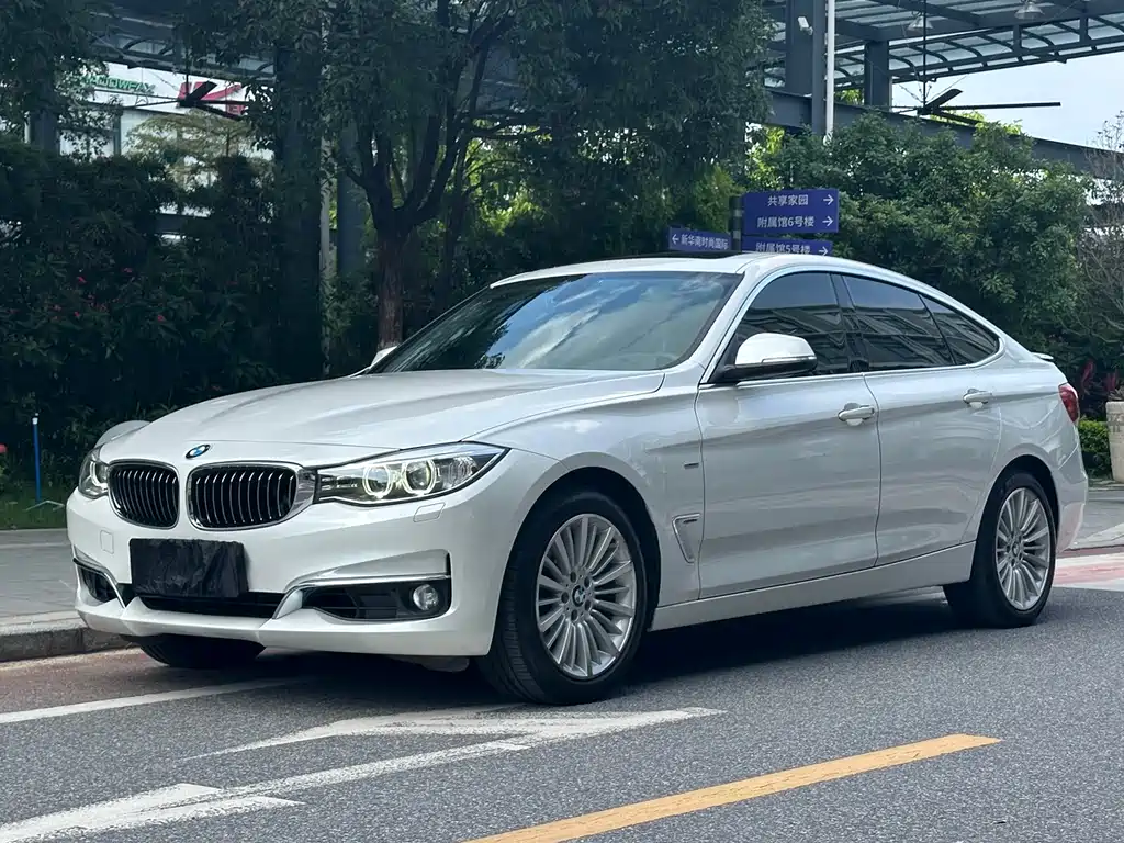 BMW 3 Series GT 2015 — фото 1