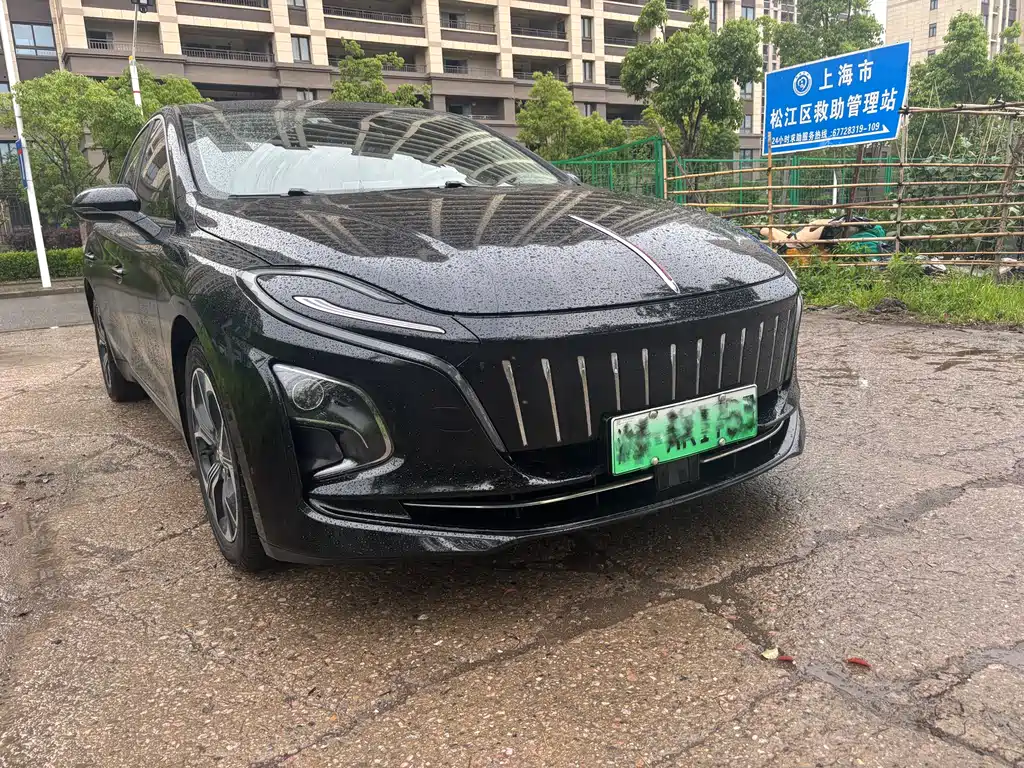 Hongqi E-QM5 2021 — фото 2