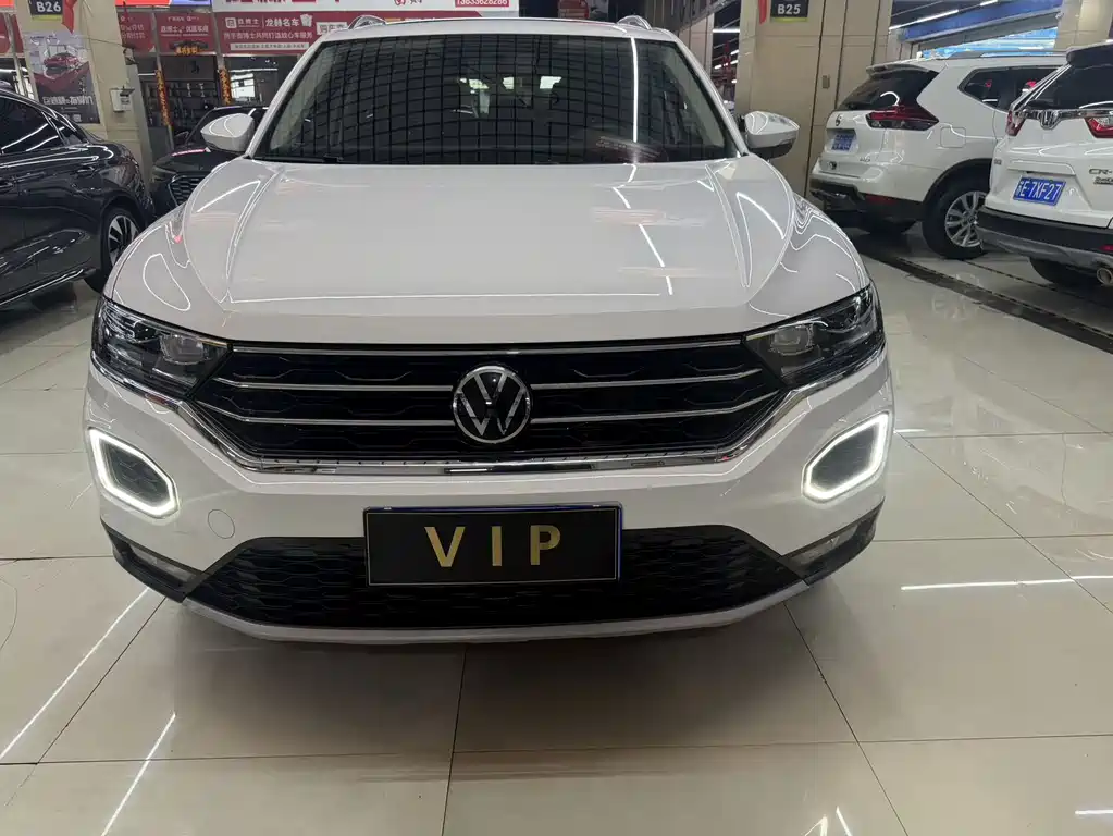 Volkswagen T-Roc 2022 — фото 2