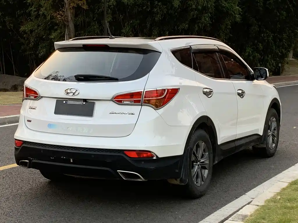 Hyundai Santa Fe 2015 — фото 3