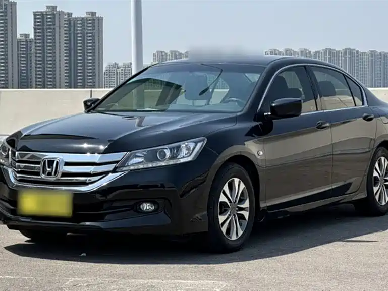 Honda Accord 2016 — фото 7