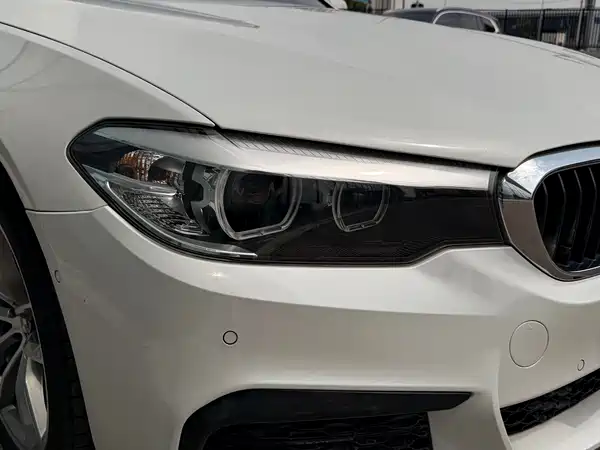 BMW 5 Series 2019