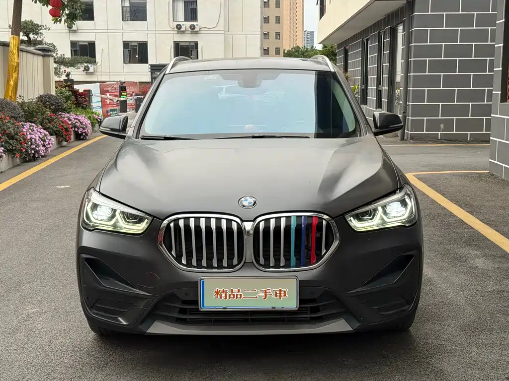 BMW X1 2022 — фото 2