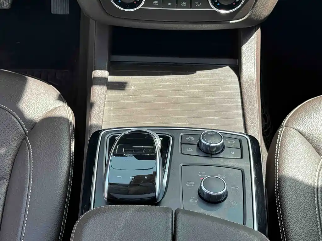 Mercedes-Benz GLS 2017 — фото 7