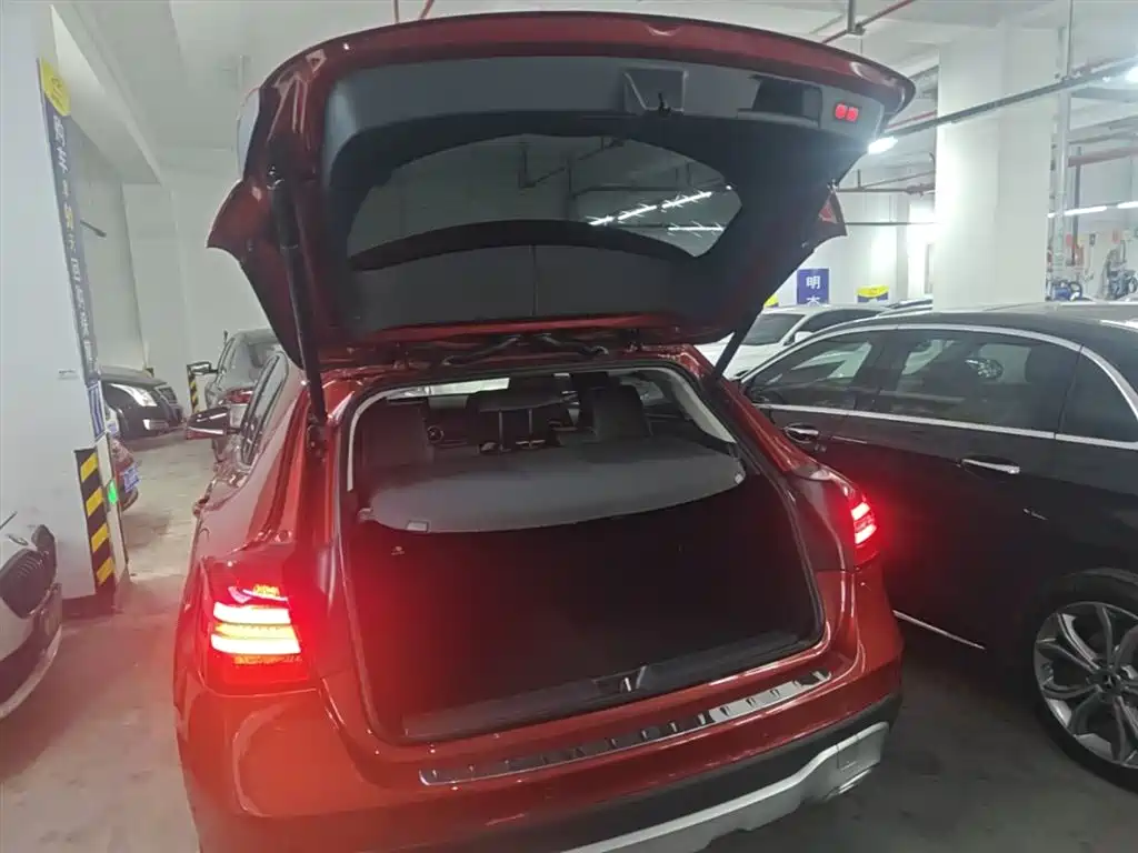 Mercedes-Benz GLA 2018 — фото 19