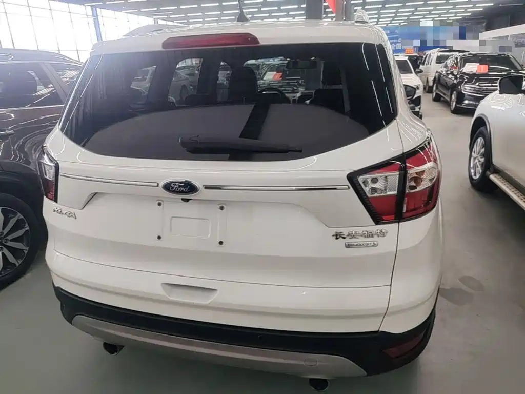 Ford Kuga 2018 — фото 6