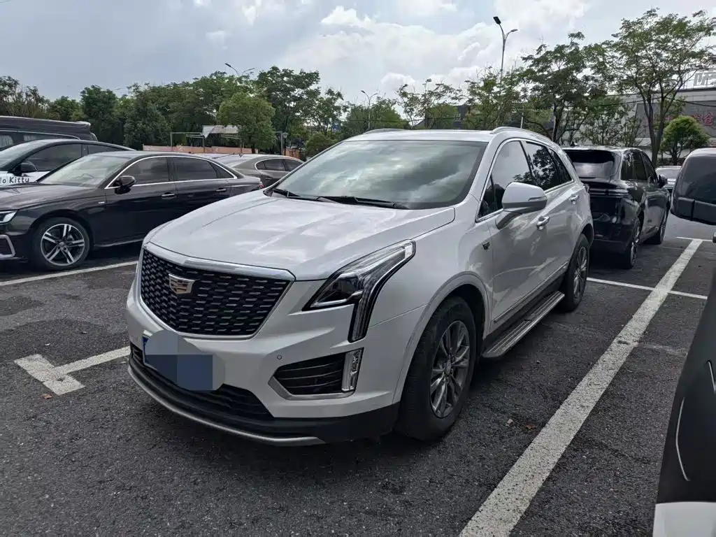 Cadillac XT5 2020 — фото 1