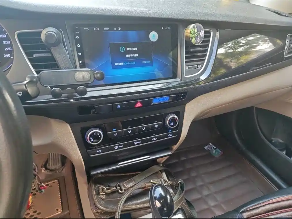 Hyundai Mistra 2015 — фото 14